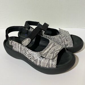 Wolky | Jewel Orthopedic Leather Snakeskin Snake Platform Mary Janes 9 9.5 41